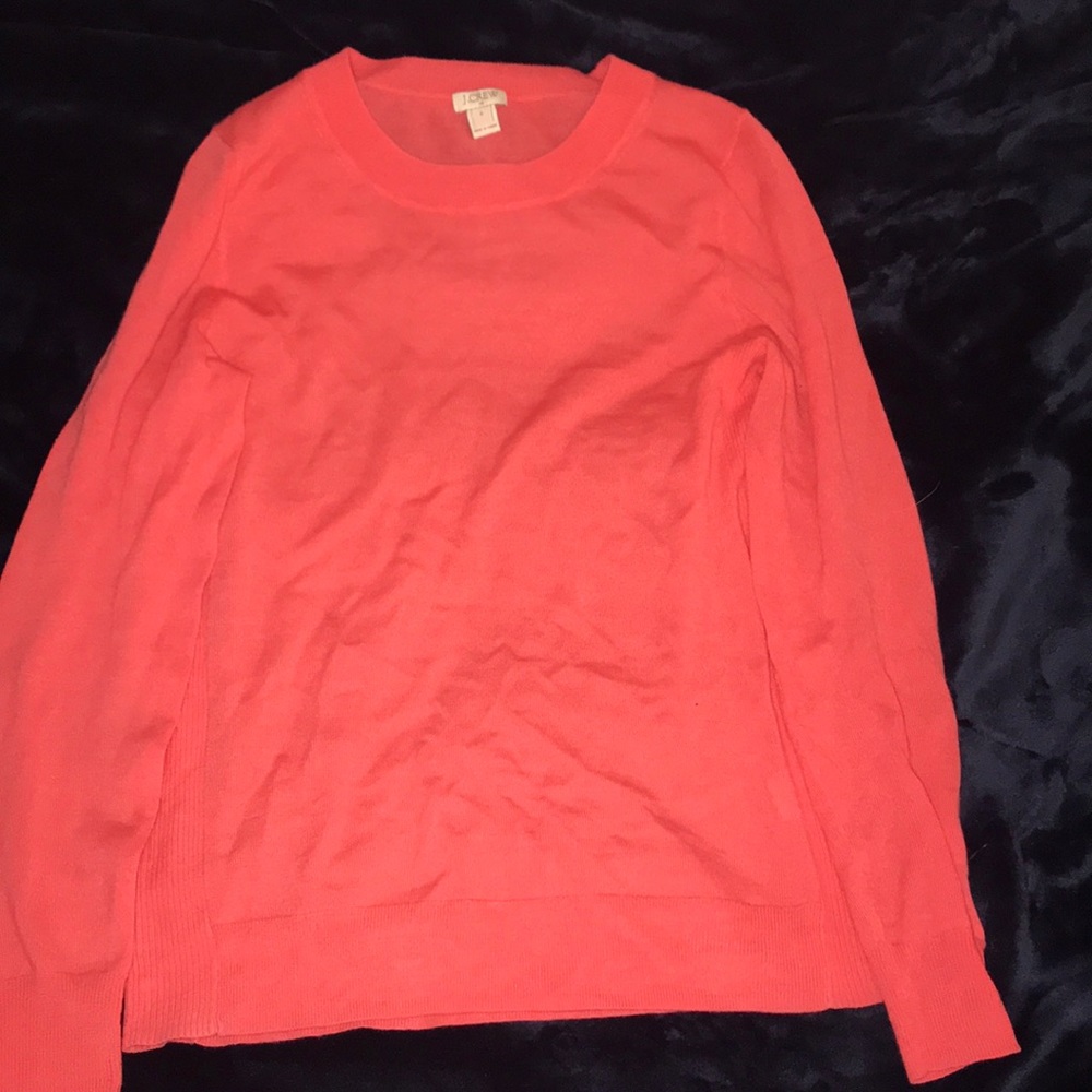 Light weight thin sweater